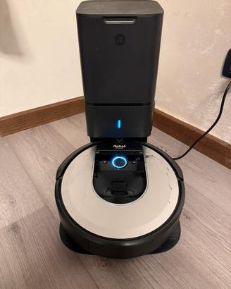 Robot aspirapolvere iRobot roomba I7