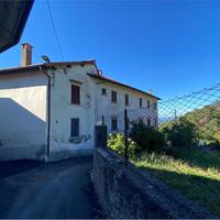 Stabile-Palazzo a Duno