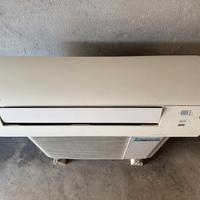 Condizionatore Daikin FTXS35K2V1B