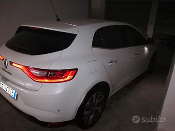Renault Megane 1.5 DCI Bose 2016 - Full Optional