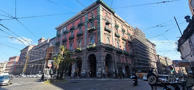 Centro storico Affianco Galleria Principe Umberto