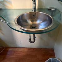Lavabo desgn in vetro curvato con lavello inox e a