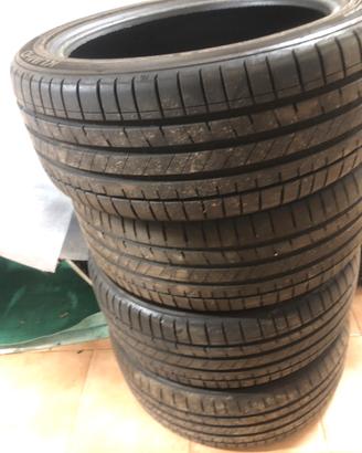 Pneumatici 215 45 ZR17 91Y
