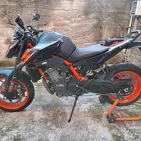 Duke 890 R