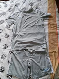 completo Nike da calcio dry fit 