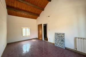Cielo-terra con ingresso indipendente