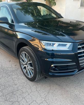 AUDI Q5 FY 190CV TETTO PANORAMICO 