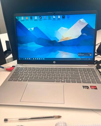 HP 15.6 AMD Ryzen 5625U  16GB RAM 1 Tera SSD