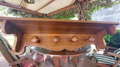 Appendiabiti da muro