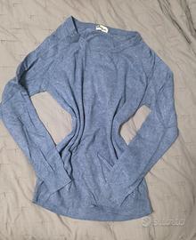 felpa azzurra/ blu 