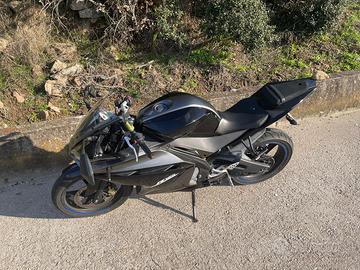 Yamaha YZF-R 125 del 2011