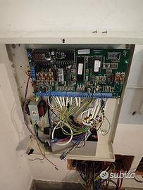 Centrale allarme COMPLETA Aritech CD7210S10X