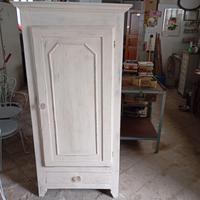 Armadio bianco 