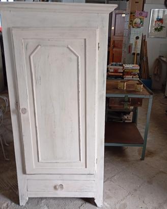 Armadio bianco 