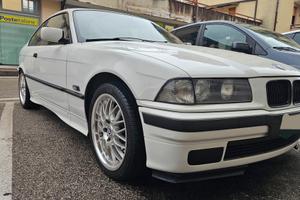 BMW E36 320i Coupe ASI