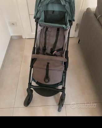 Passeggino da viaggio Must m2