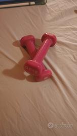 Pesi decathlon 0.5 kg ciascuno 