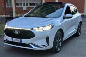 Ford Kuga PHEV 2024 - ST-Line X (trattabili)