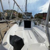 Barca a vela hunter 240