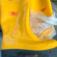 Stivali antinfortunistiche