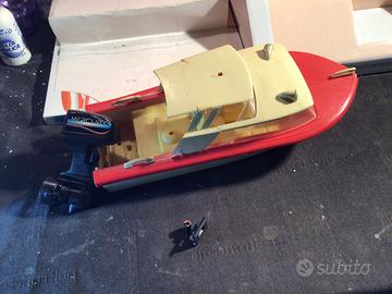 Giocattoli motoscafo