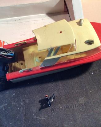 Giocattoli motoscafo