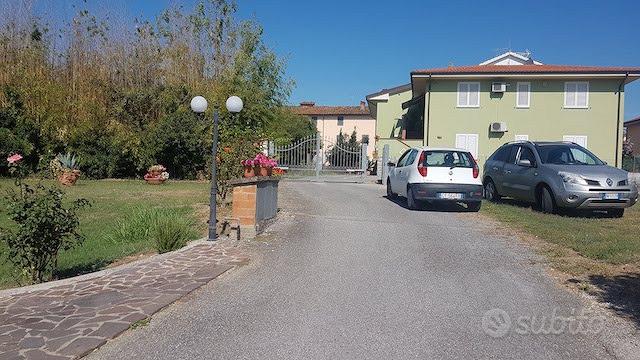 In Altopascio (LUCCA) terreno indiviso - Altro