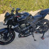 kawasaki Z750 total black 2011