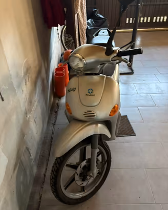 scooter piaggio liberty