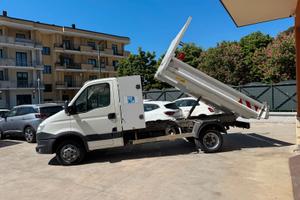 Iveco Daily Ribaltabile posteriore