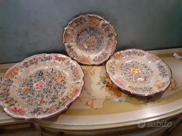 tris  piatti  porcellane  da parete  o tavolo 