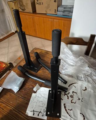 Barra trazioni da muro. Nuova mai montata