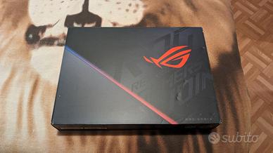 Asus Rog Strix G712L i7 17.3 pollici 2021