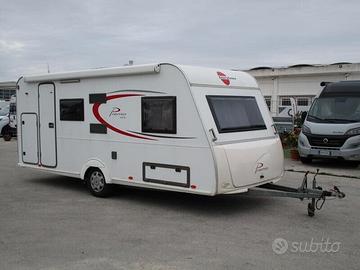 Burstner Premio 495 TK 2013, 6 posti letto moover