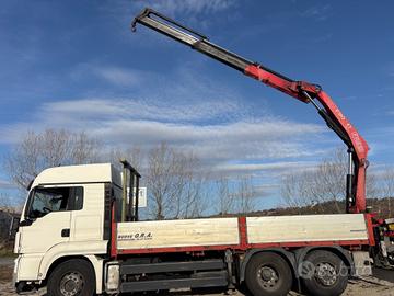 MAN TGA 26.480 gru Fassi 3 assi