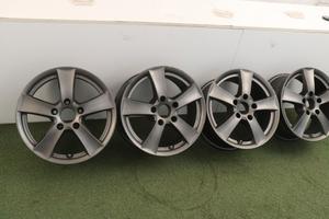 Cerchi in lega BMW Volkswagen Mini Mercedes 16