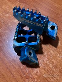 Pedane off-road maggiorate Scar in Ergal