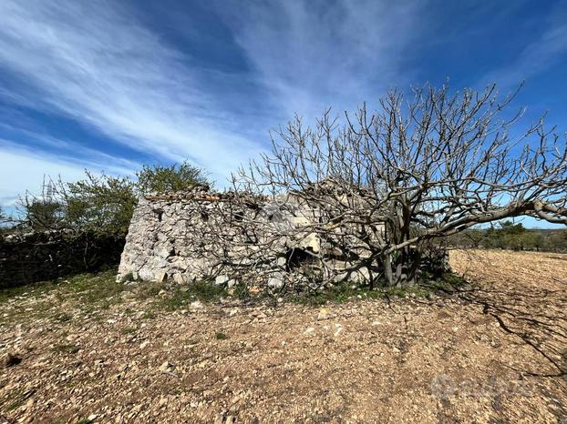 RUSTICO A SANTERAMO IN COLLE