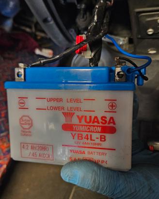 batteria yuasa 