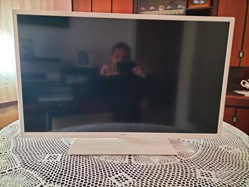 smart TV 32 pollici Hitachi 