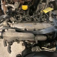 Motore trafic F9QU7 VIVARO 1.9 TDi