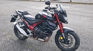 Honda Hornet 750 - 2023
