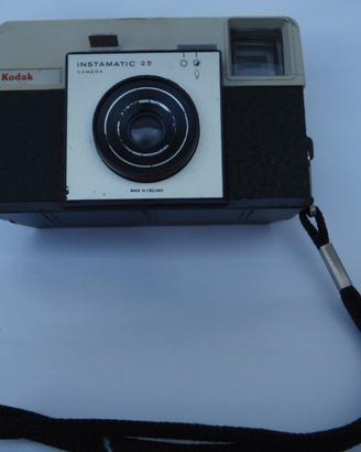 Macchina fotografica Kodak Instamatic 25