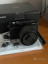 Fuji x-e4 (SOLO CORPO) obiettivo a parte