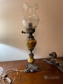 Antica lampada in onice marmorea ed ottone