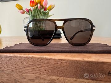 Occhiali da sole Chanel tartarugati