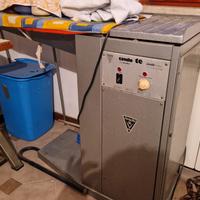 Tavolo da stiro aspirante professionale