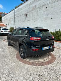 Jeep cherokee 2.2 185 cv 4wd