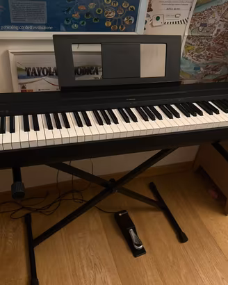 Yamaha P-45 – 88 tasti pesati + accessori