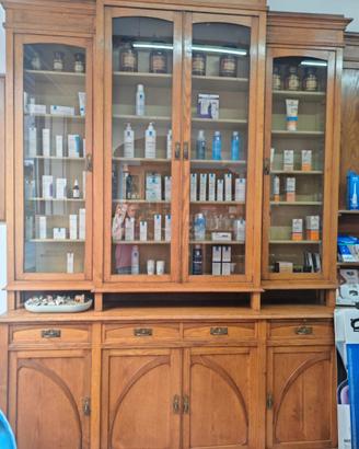 mobili farmacia